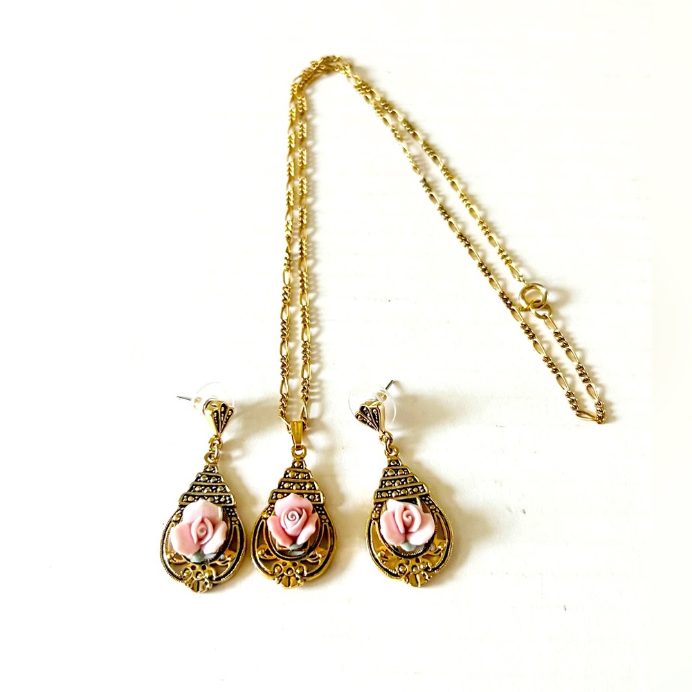 Vintage art deco Rose Necklace and Earring Set